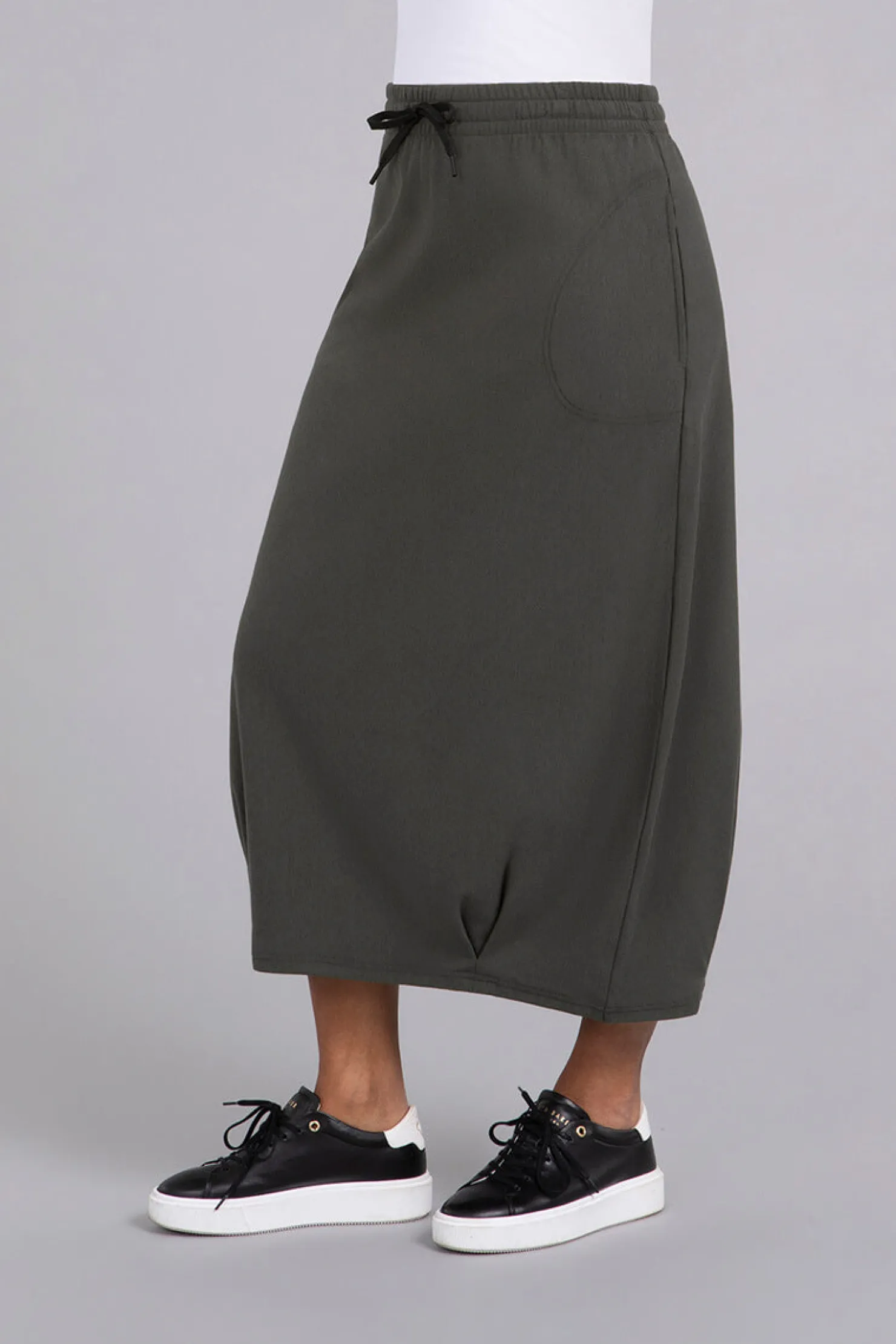 Sympli Bottoms>Bamboo Fleece Pleat Hem Skirt Raven