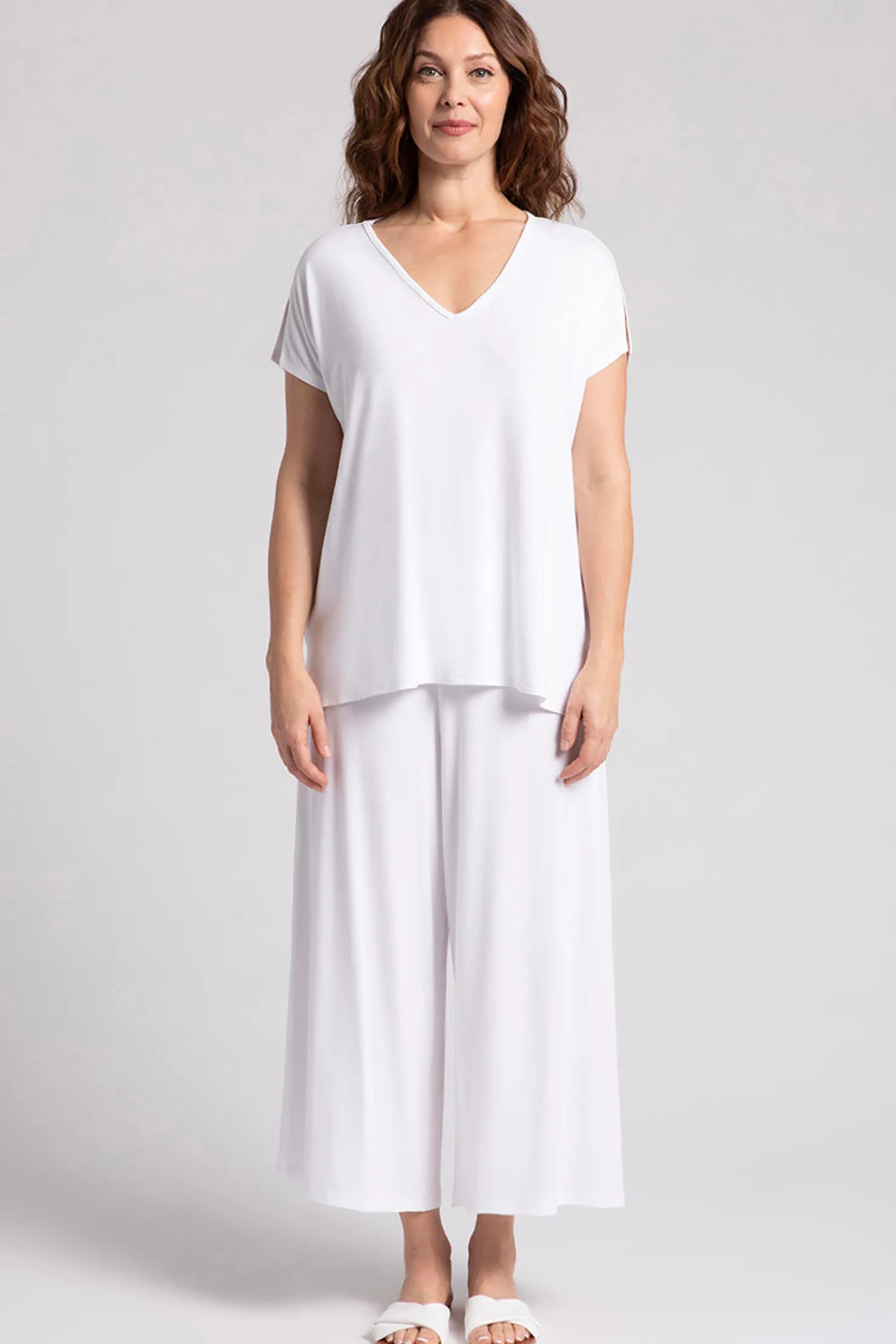 Sympli Tops>Bamboo V-Neck Slit Sleeve Top White