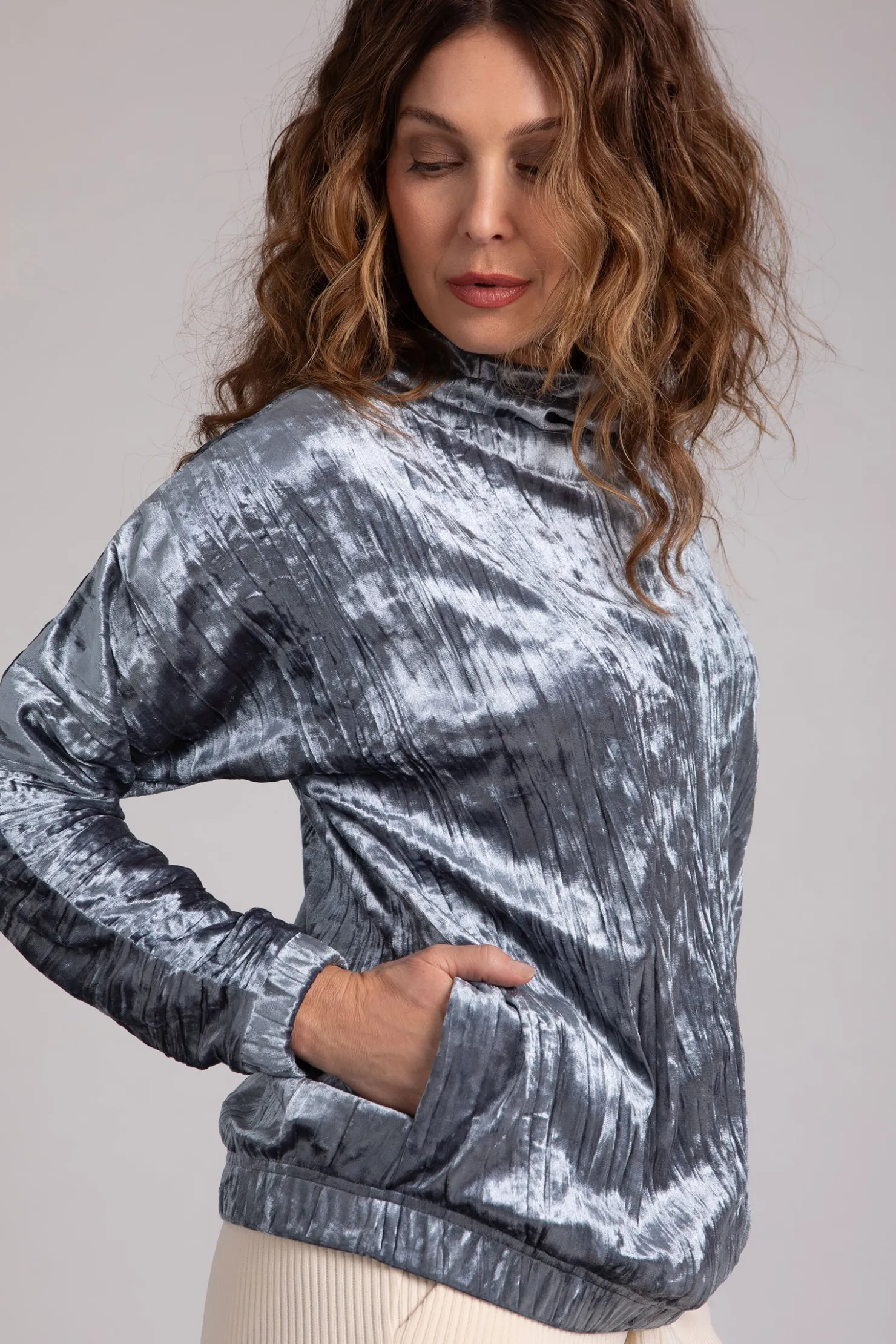 Sympli Tops>Crinkle Velvet Funnel Neck Top Gunmetal