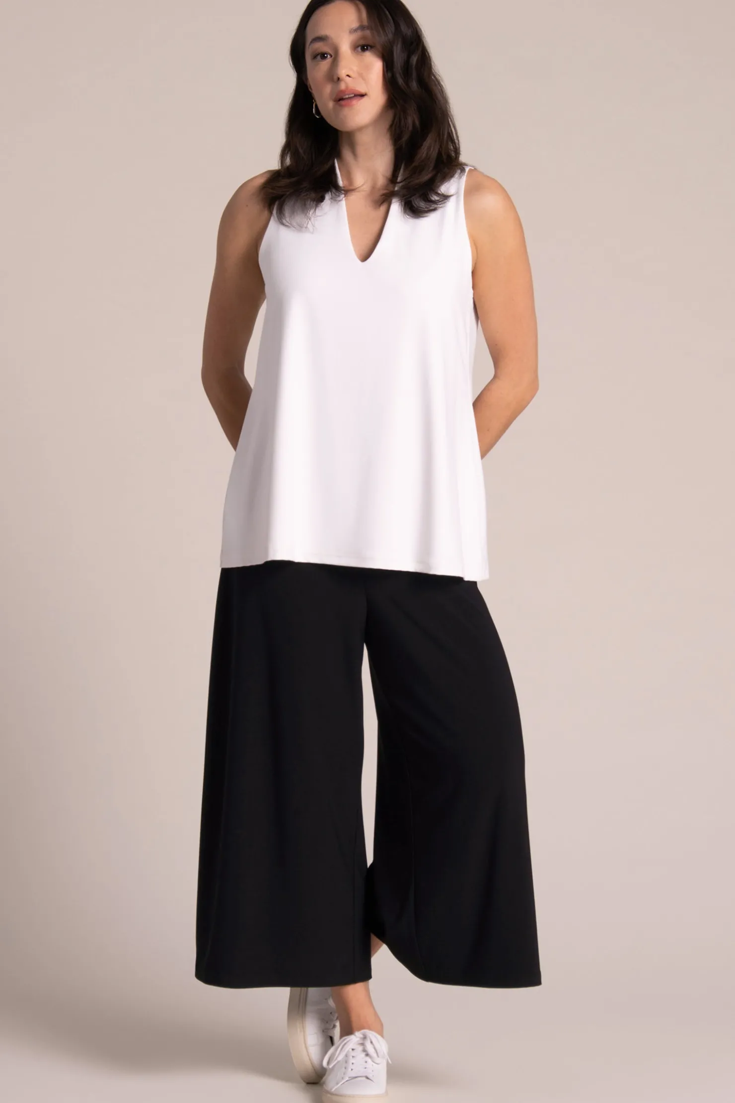 Sympli Tops>Deep V Trapeze Tank White