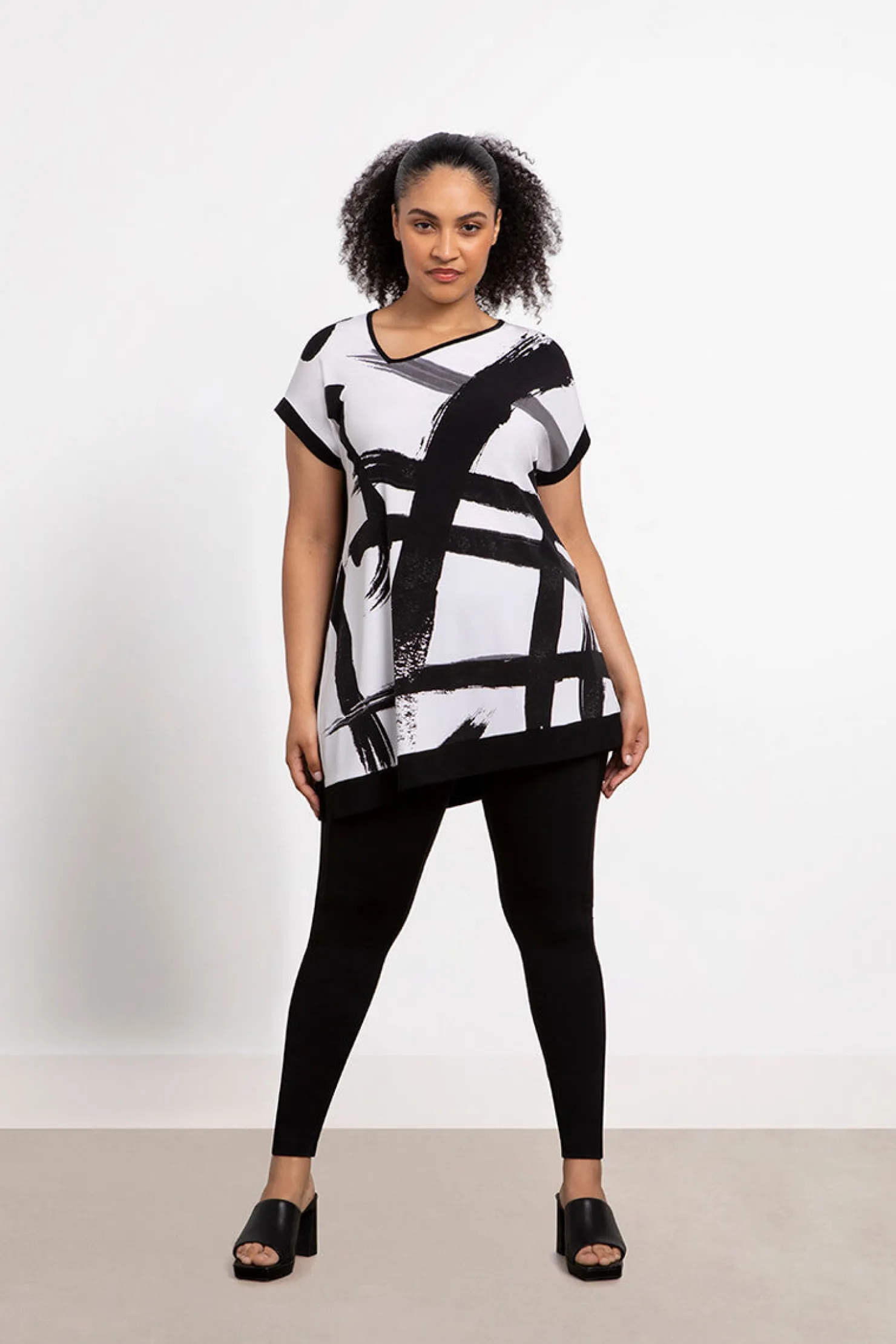 Sympli Tops>Dolman Angle Tunic Abstract