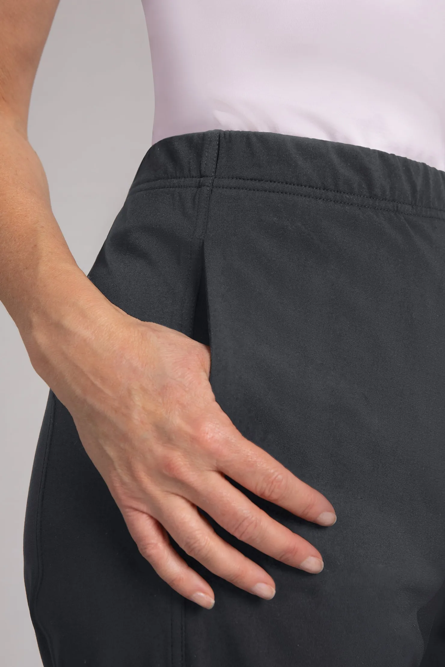 Sympli Bottoms>Fleece Back Jersey Half Cuff Jogger Pant Graphite