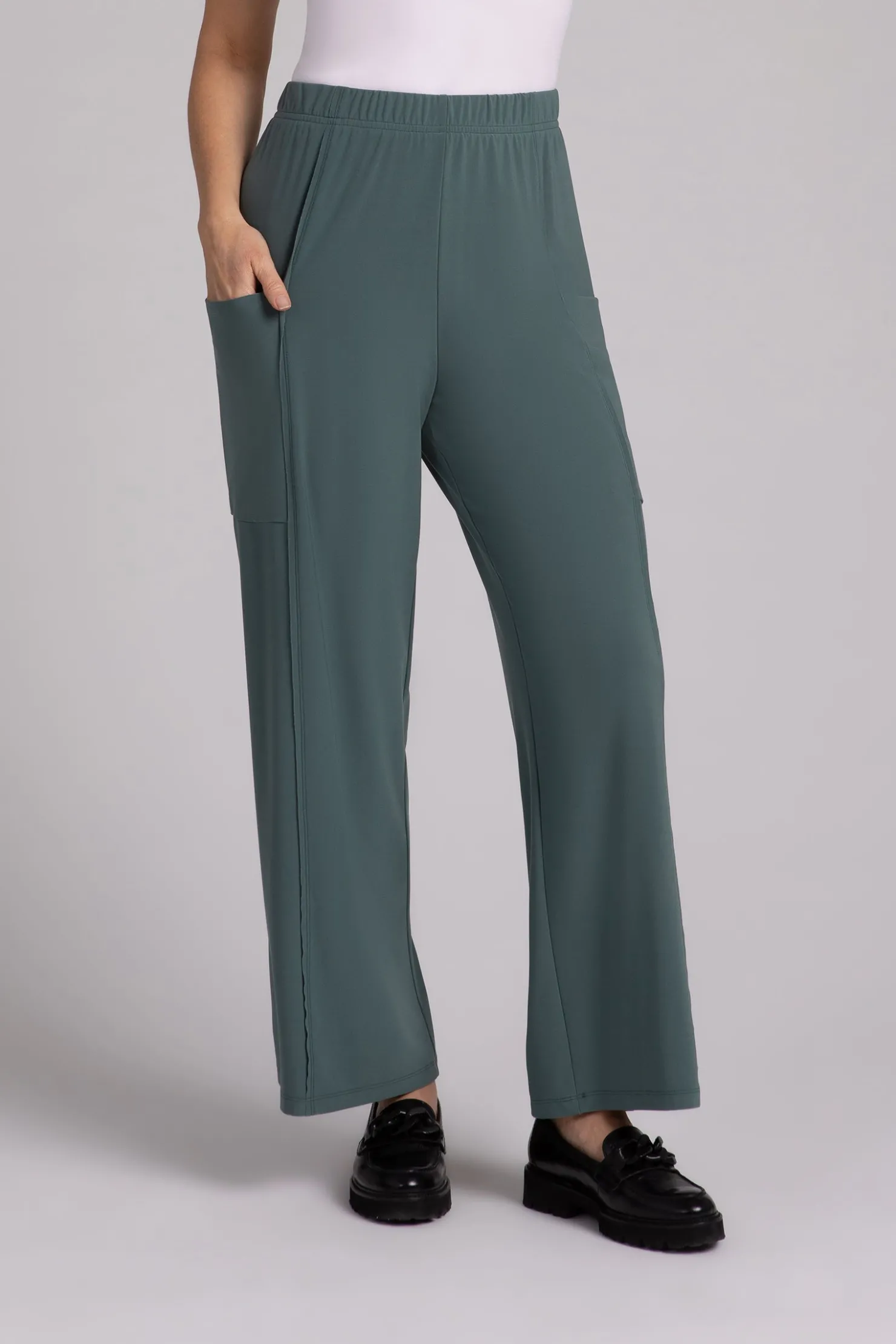 Sympli Bottoms>Flounce Relaxed Cargo Pant Cactus