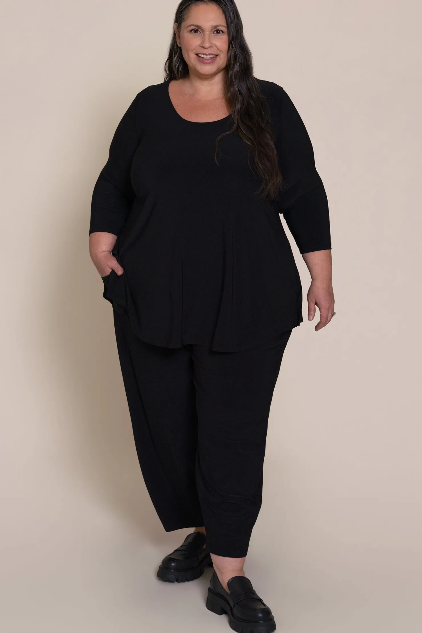 Sympli Tops>Go To Classic T-shirt Relax 3/4 Sleeve Plus Black
