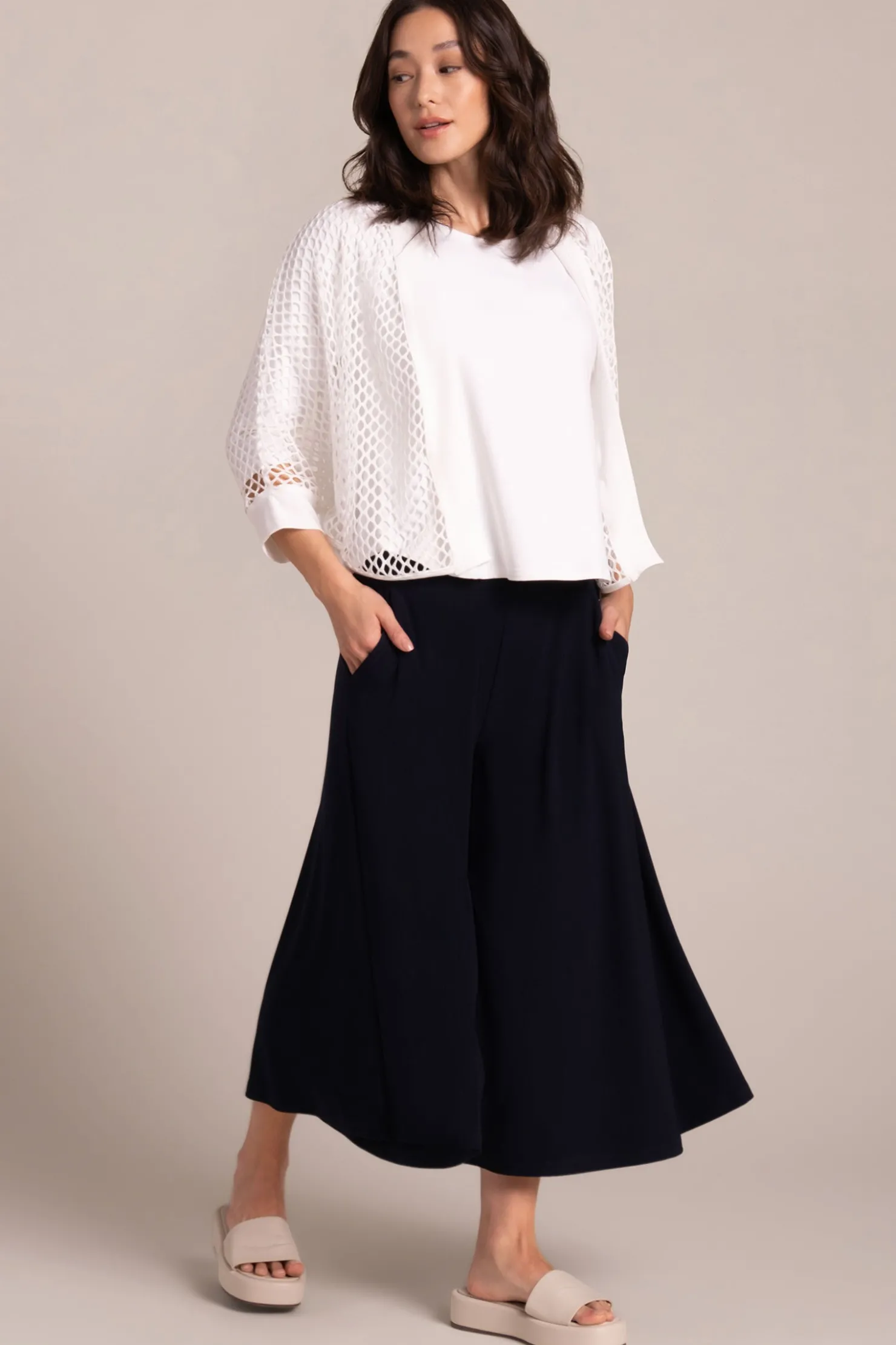 Sympli Sweaters & Cardigans>Honeycomb Shrug White