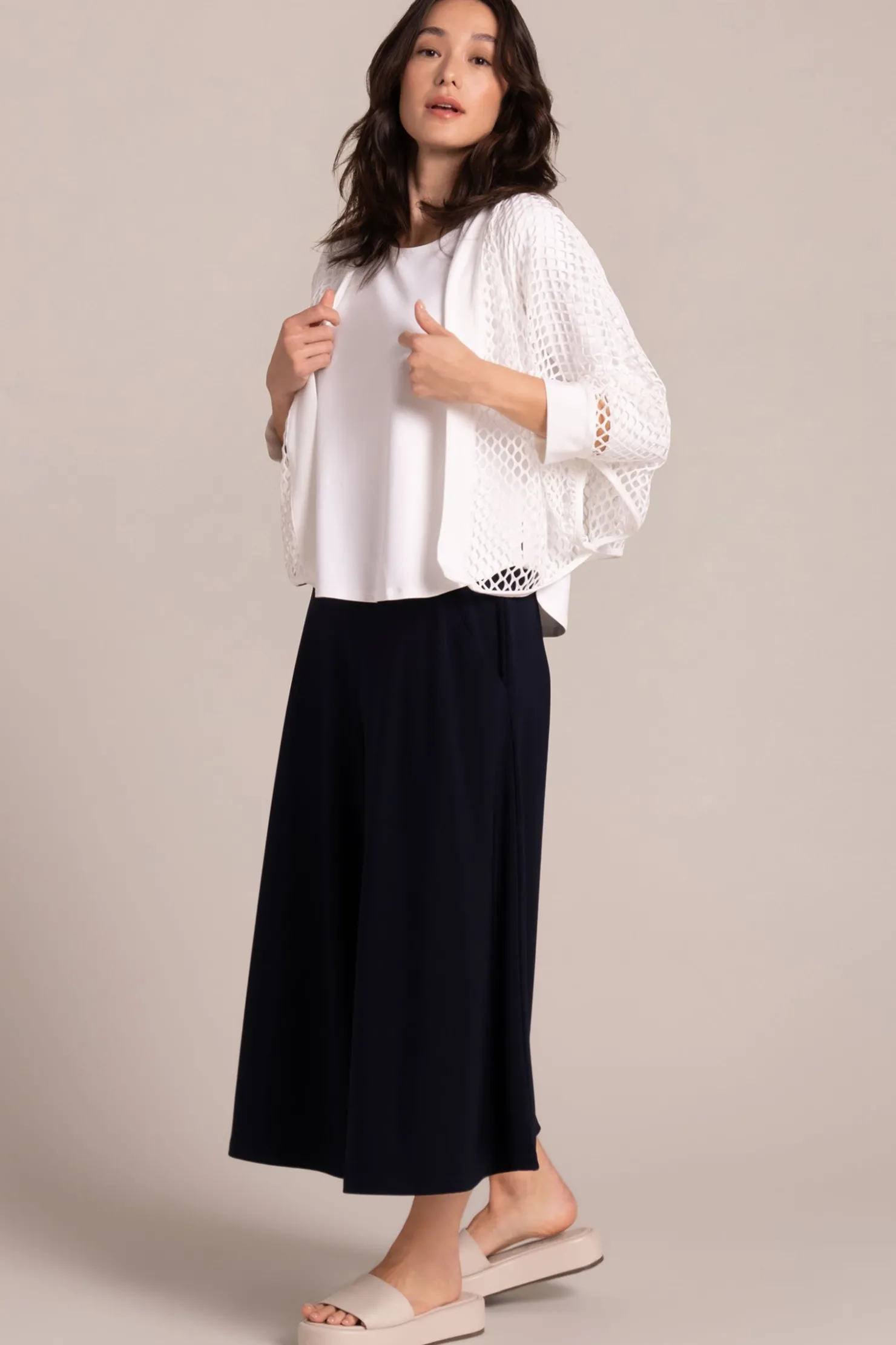 Sympli Sweaters & Cardigans>Honeycomb Shrug White
