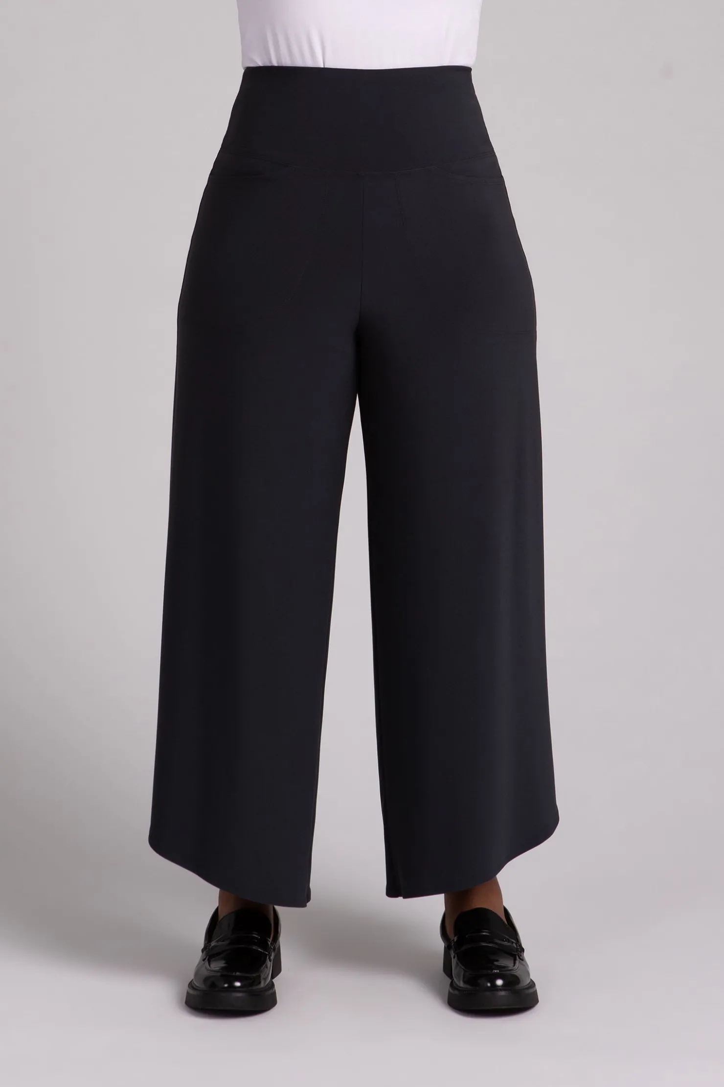Sympli Bottoms>J-Hook Full Leg Pant Graphite