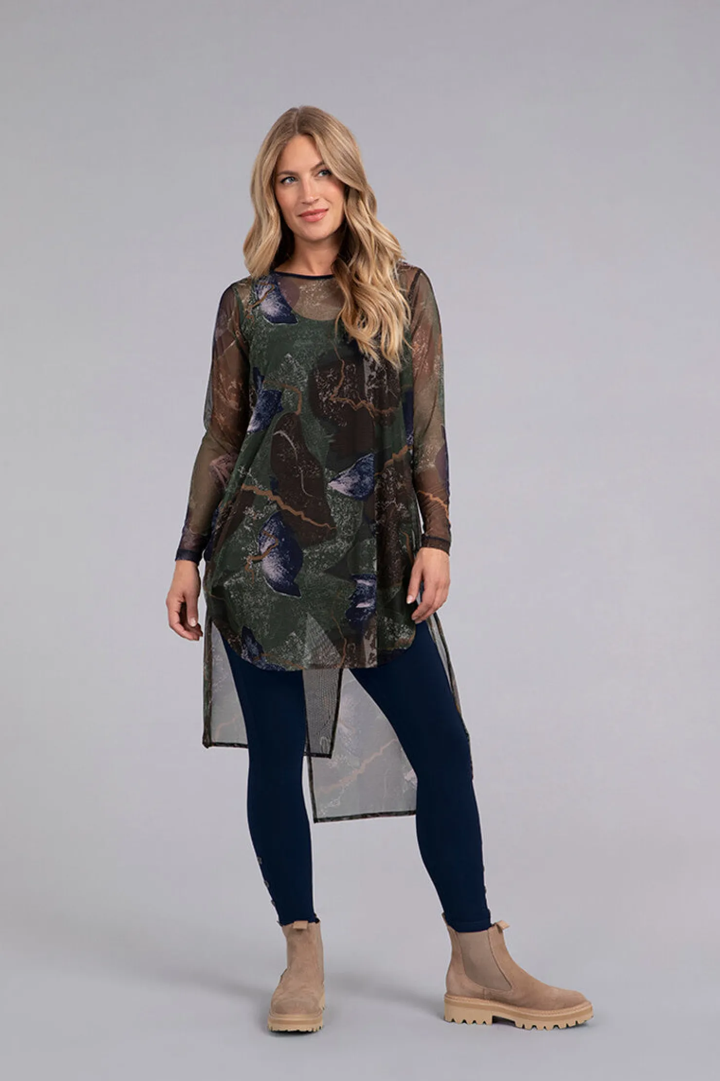 Sympli Tops>Mesh Step Hem Tunic AbstractFloral