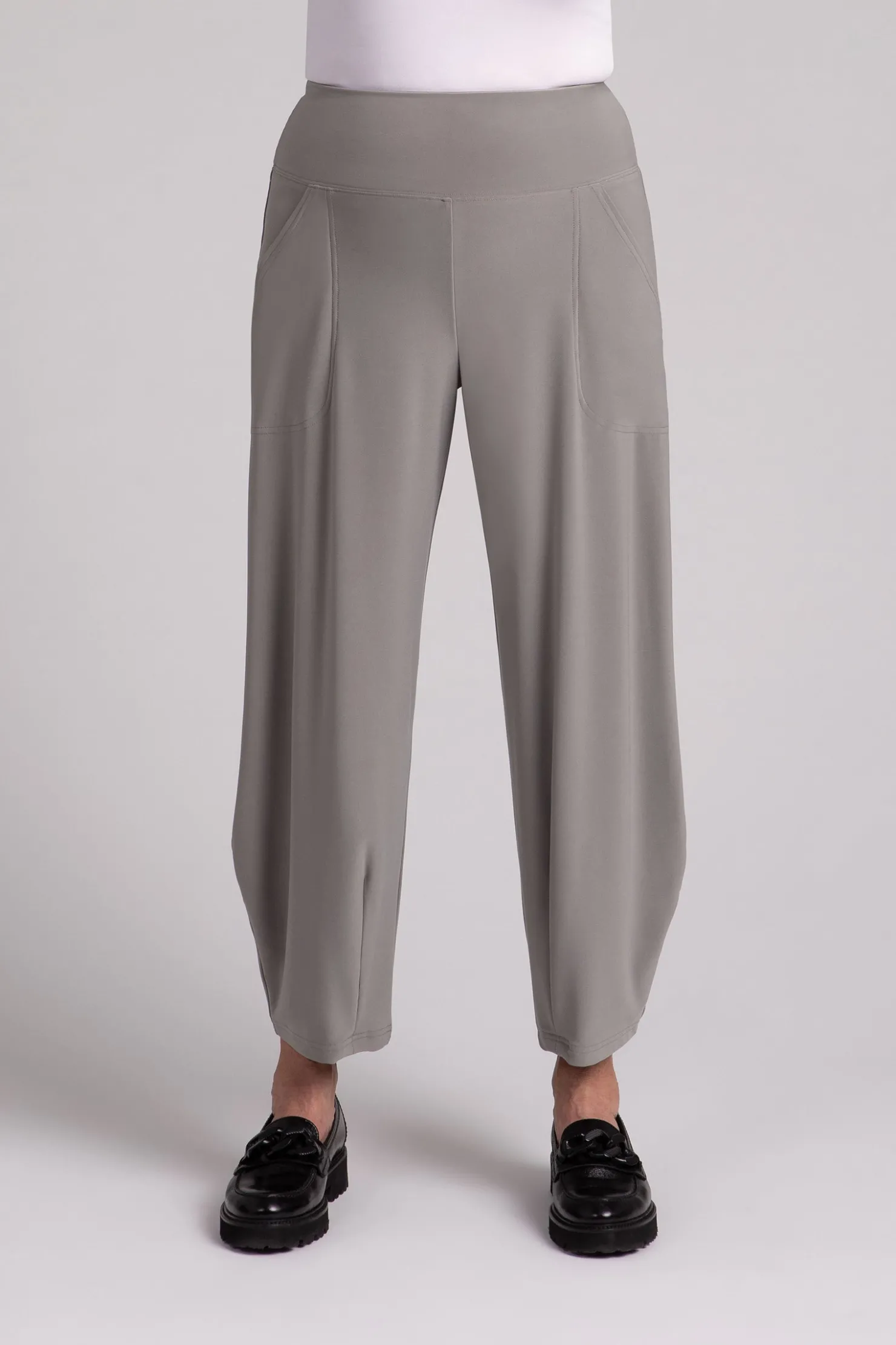 Sympli Bottoms>Narrow Lantern Pant Taupe