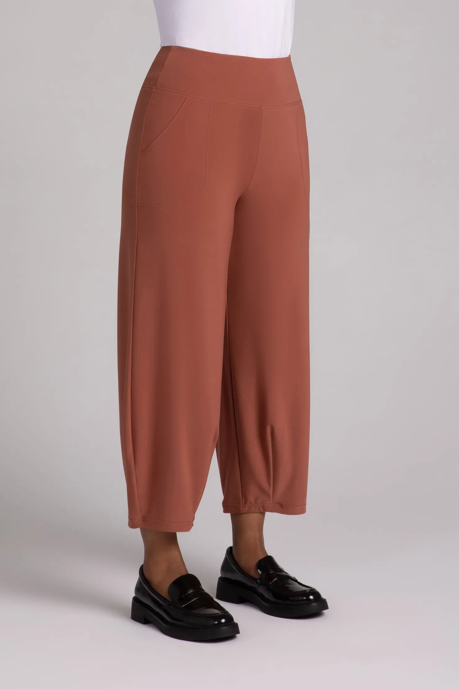 Sympli Bottoms>Narrow Lantern Pant Terra