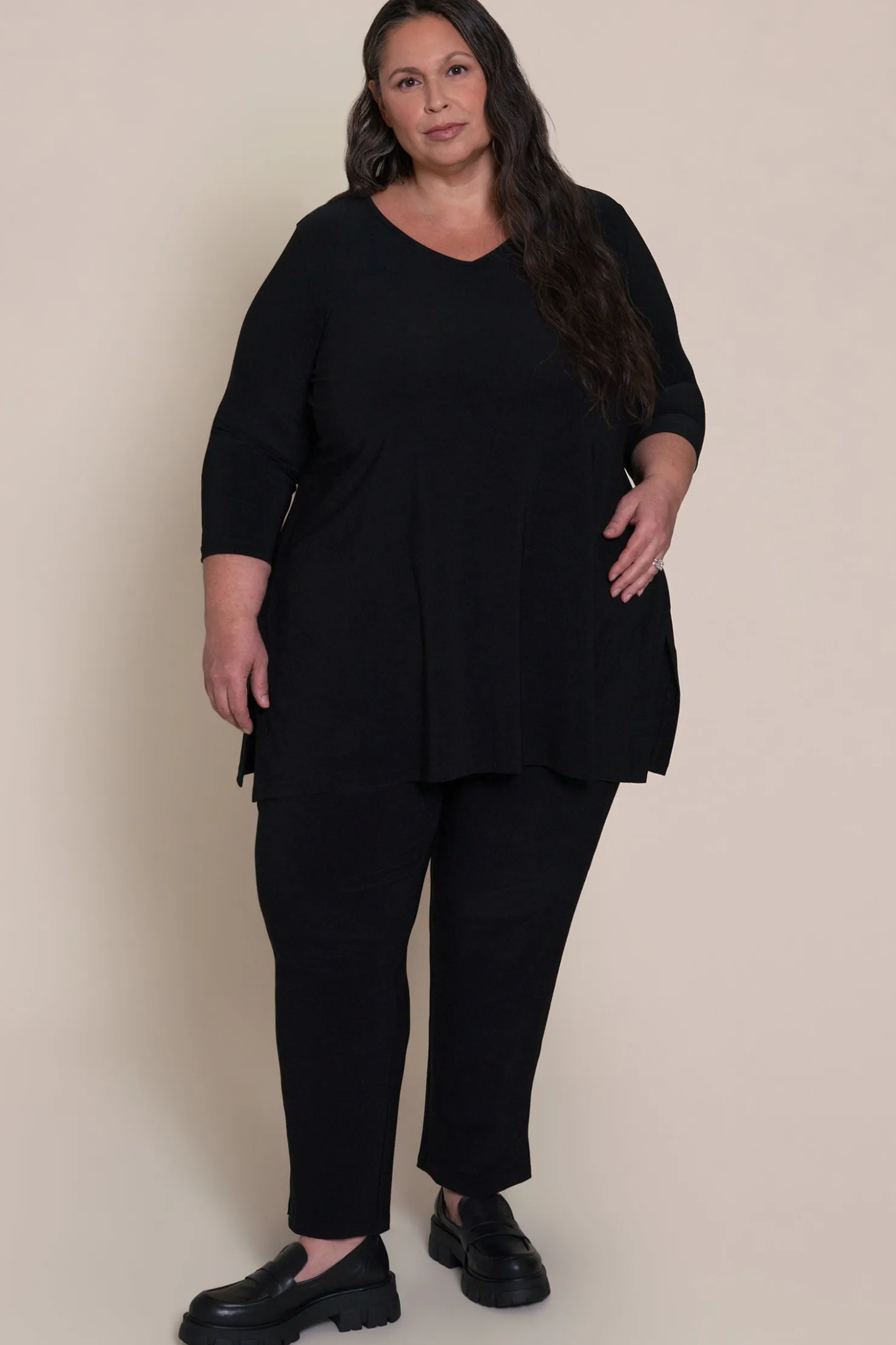 Sympli Bottoms>Narrow Pant Midi Plus Black