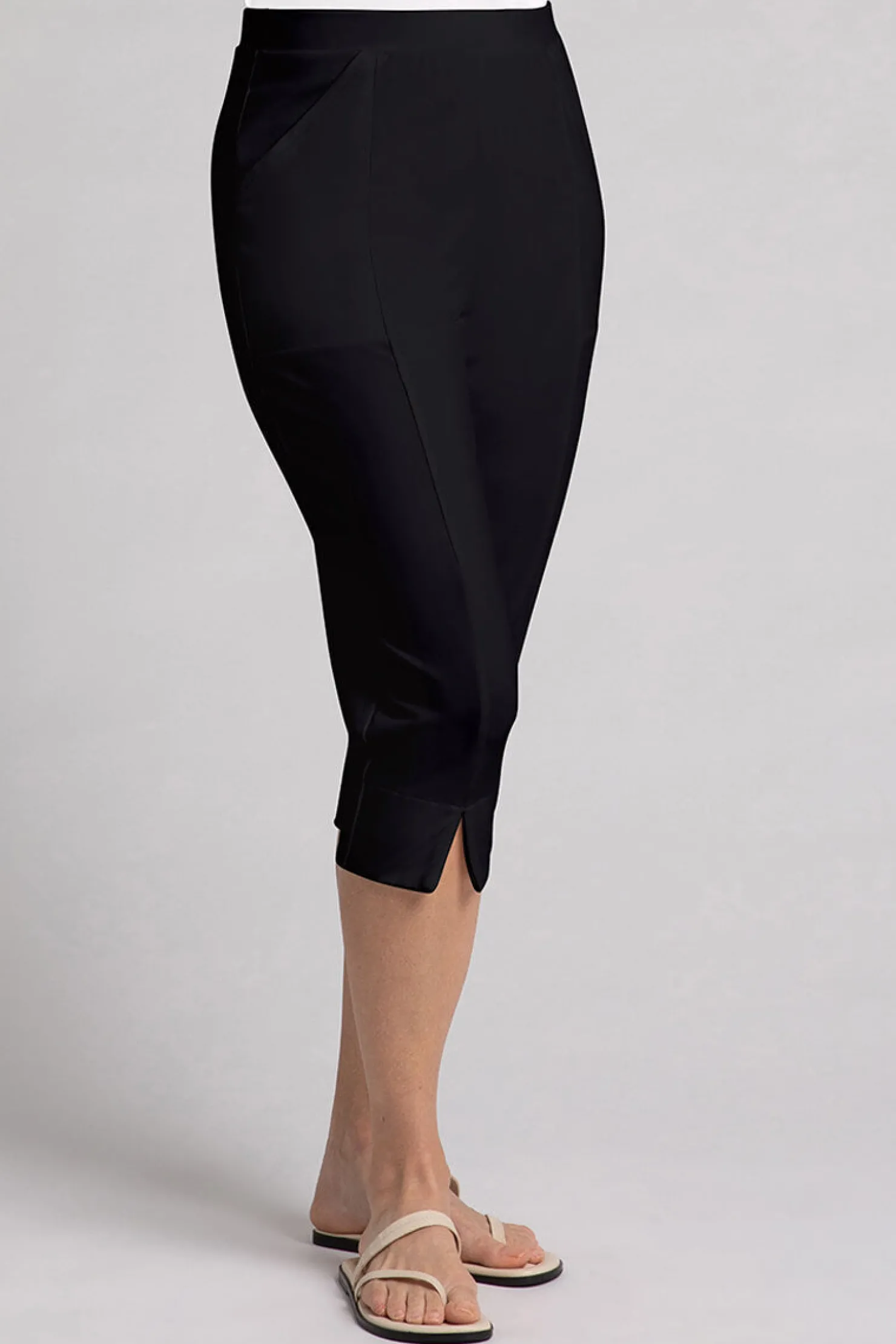 Sympli Bottoms>Nu Hepburn Capri Black