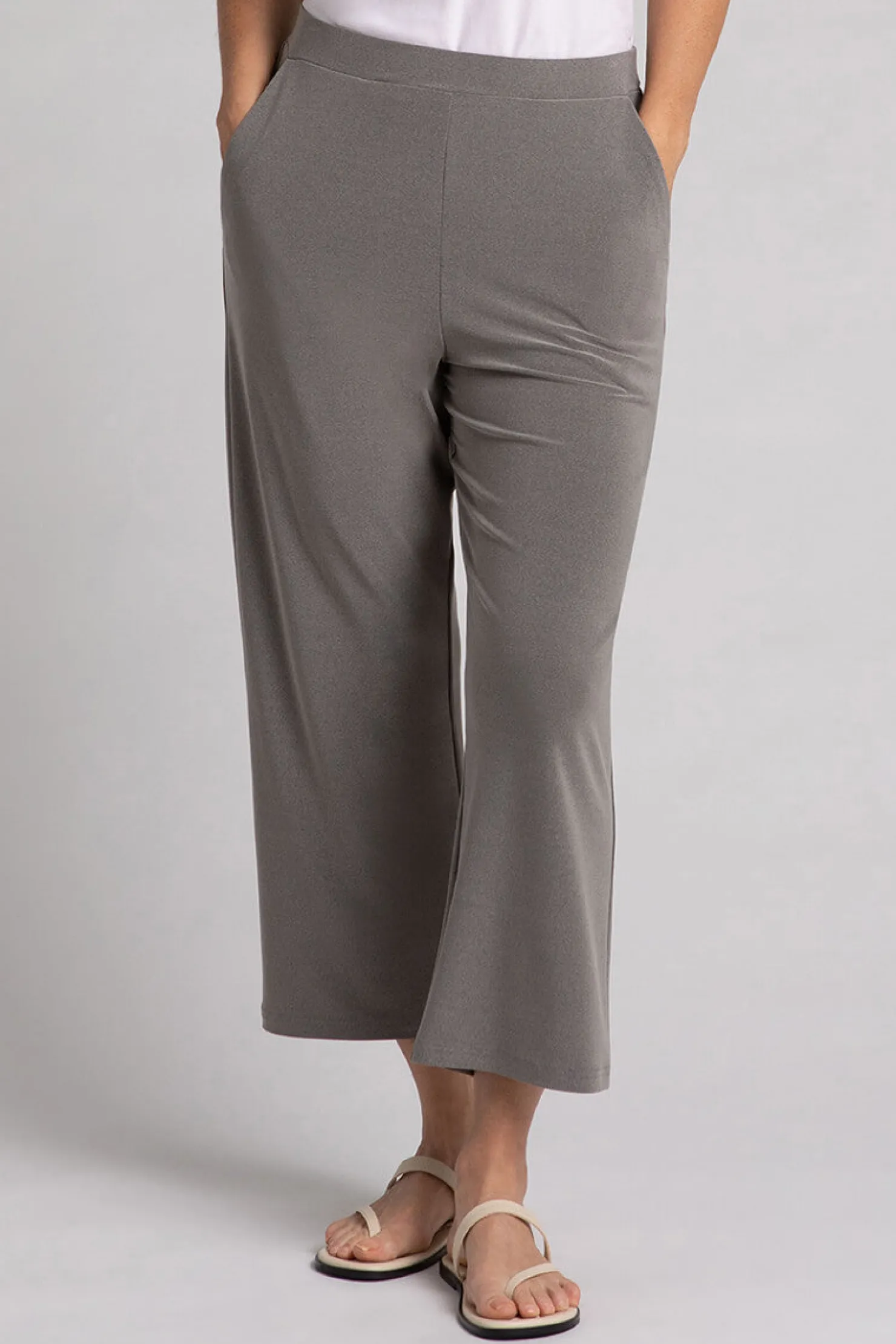 Sympli Bottoms>Nu Straight Leg Crop MelangeSand