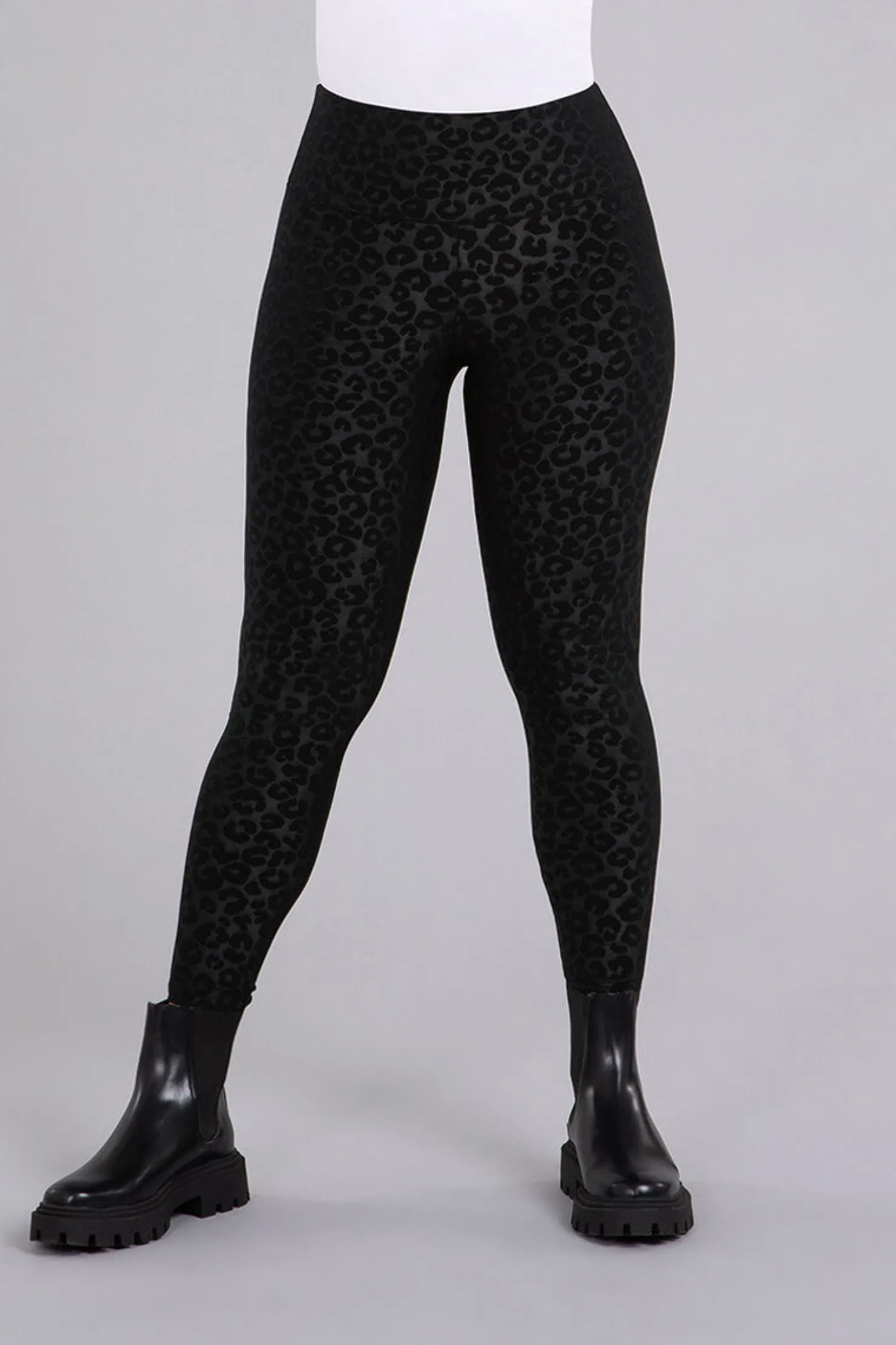 Sympli Bottoms>Nu Yoke Legging BlackAnimalEmboss
