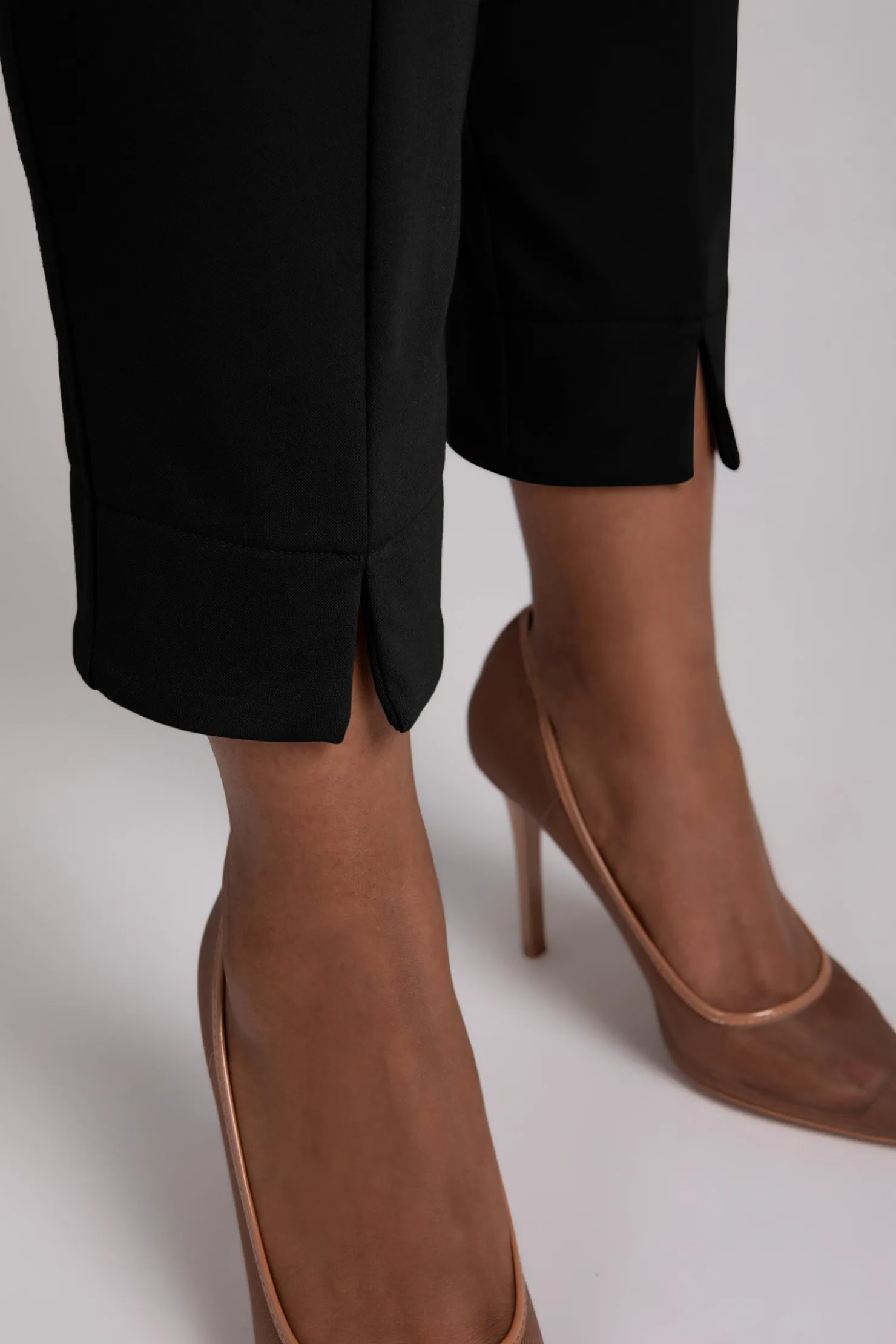 Sympli Bottoms>Ponte Hepburn Ankle Pant Black