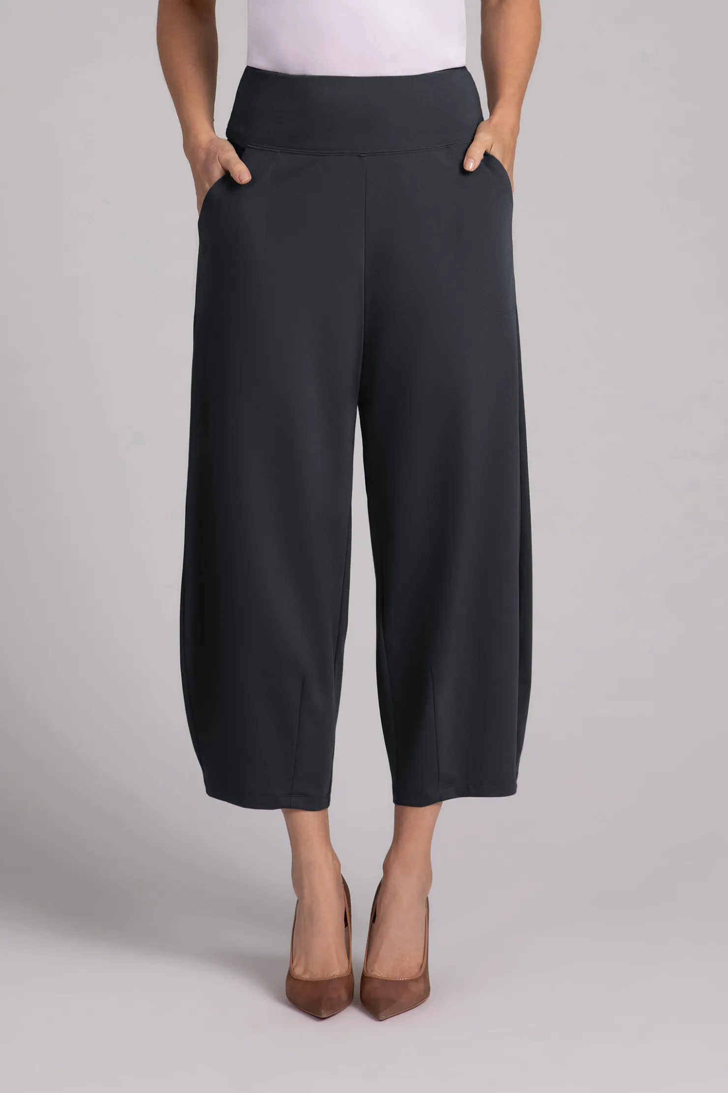 Sympli Bottoms>Ponte Narrow Lantern Pant Graphite