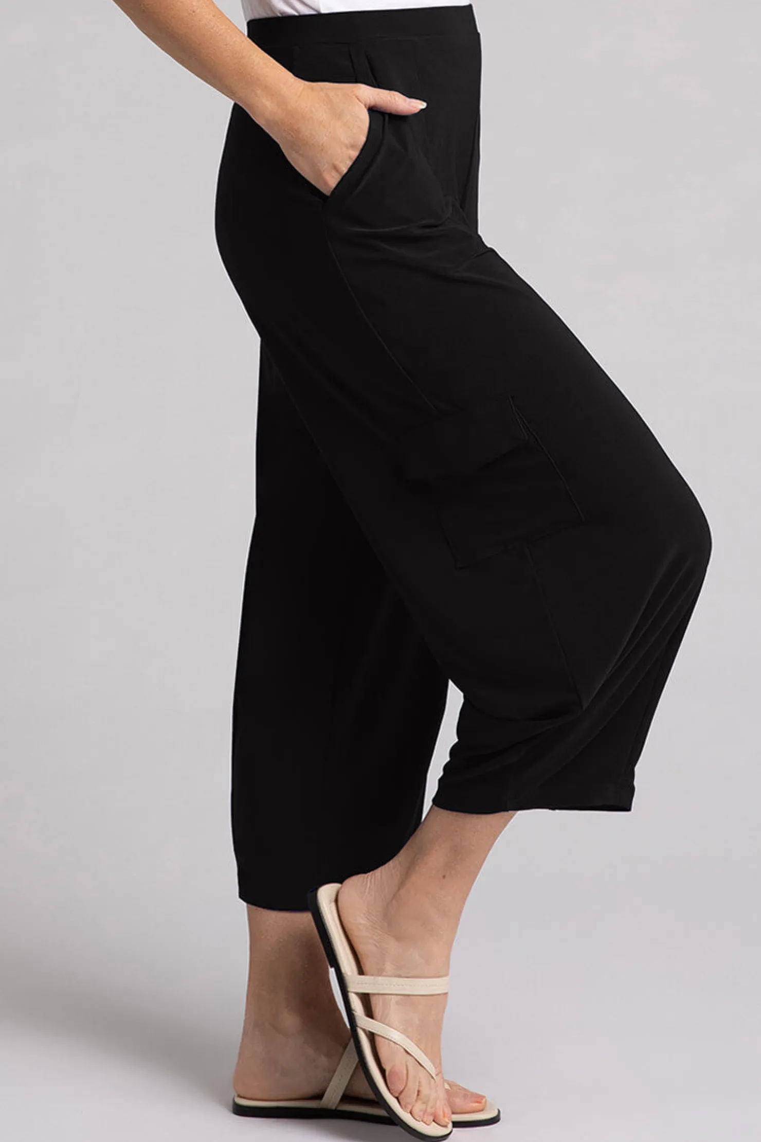 Sympli Bottoms>Safari Narrow Lantern Pant Black