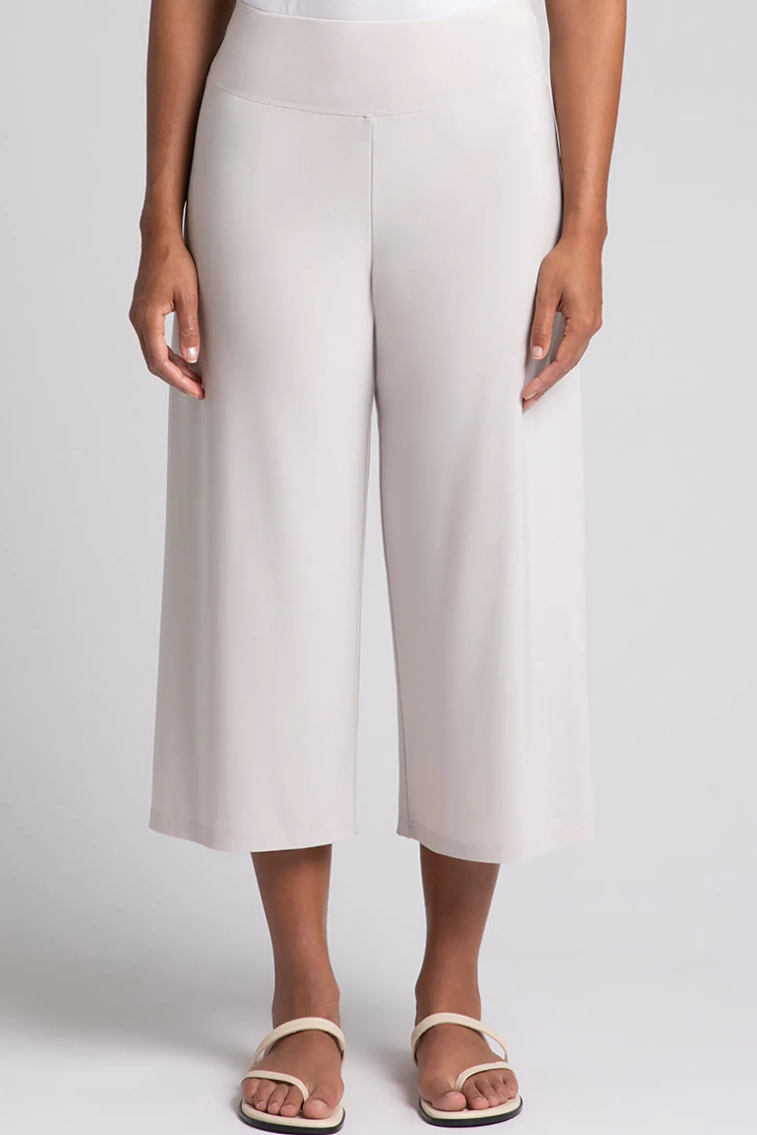 Sympli Bottoms>Side Slit Wide Capri Cashew