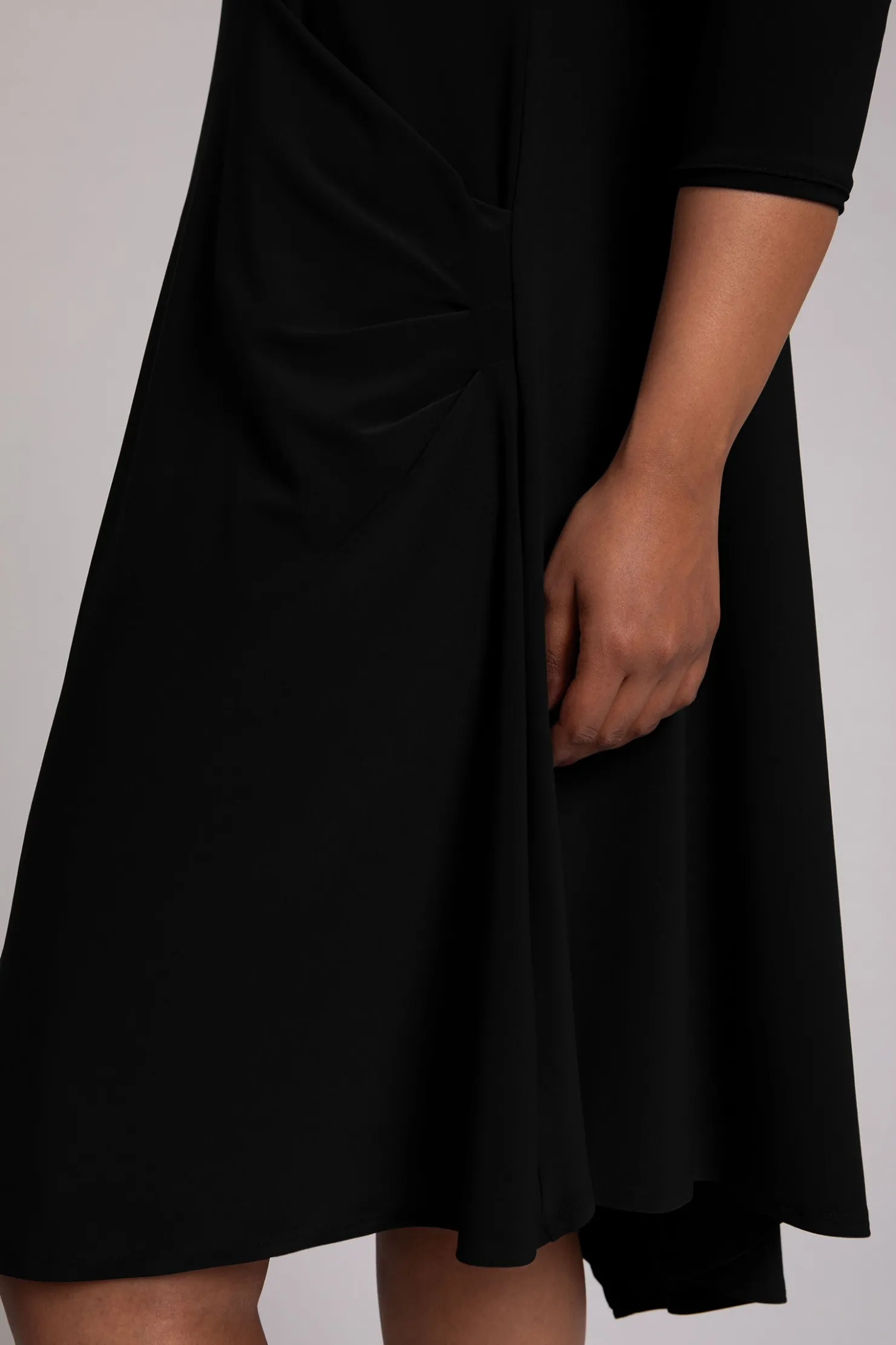 Sympli Dresses>Slant Pocket Dress Black