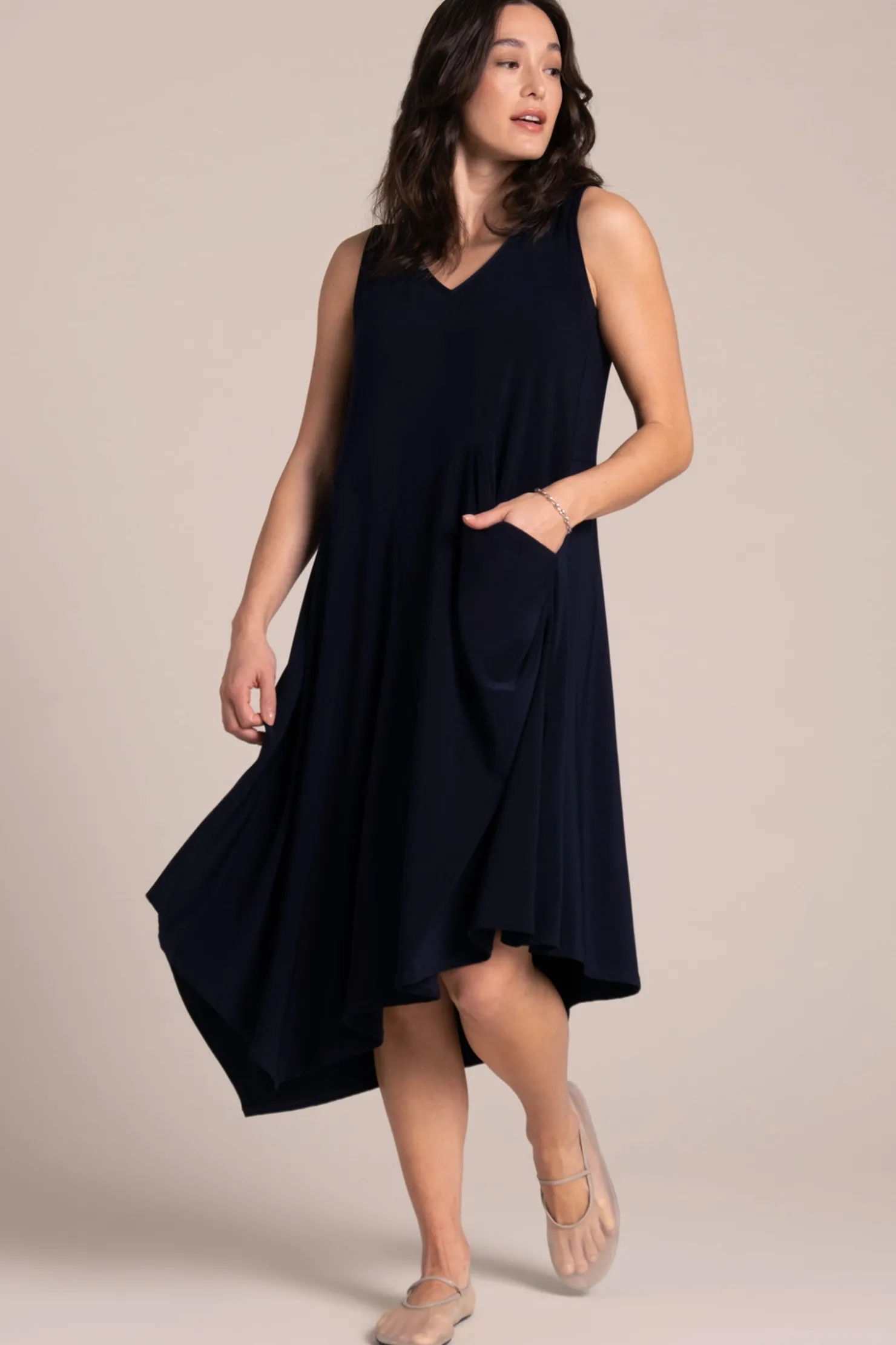 Sympli Dresses>Sleeveless Slant Pocket Dress Navy
