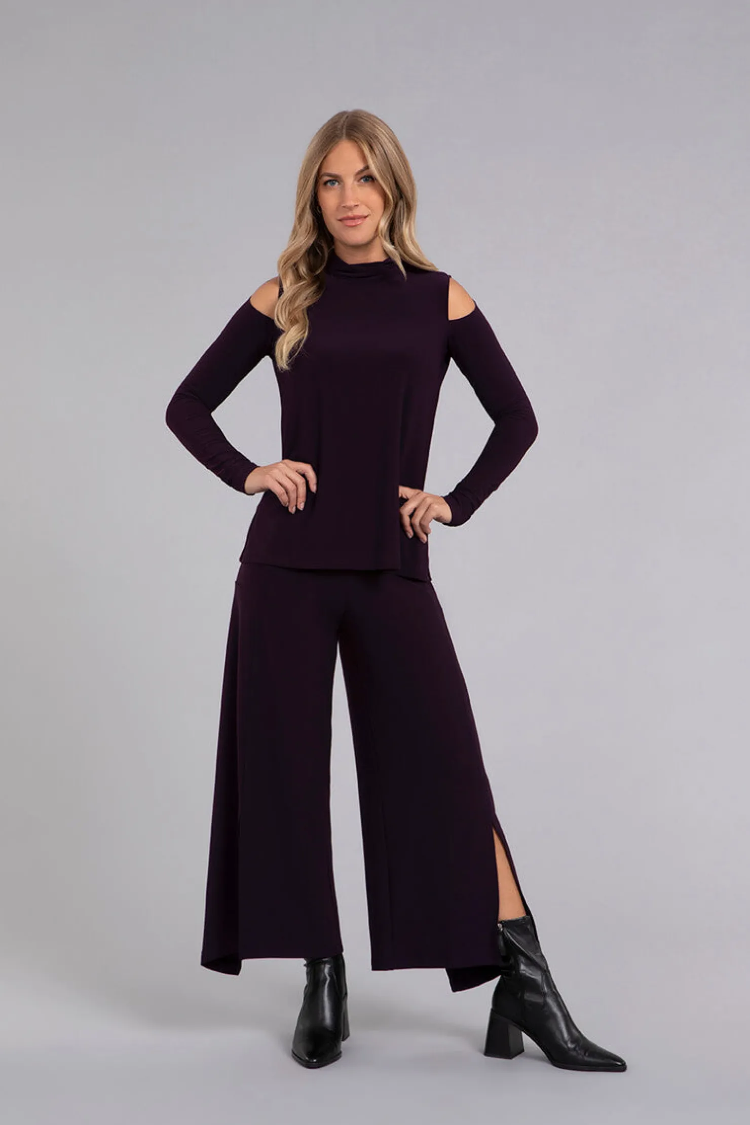 Sympli Tops>Turtle Neck Cut Out Shoulder Top Currant