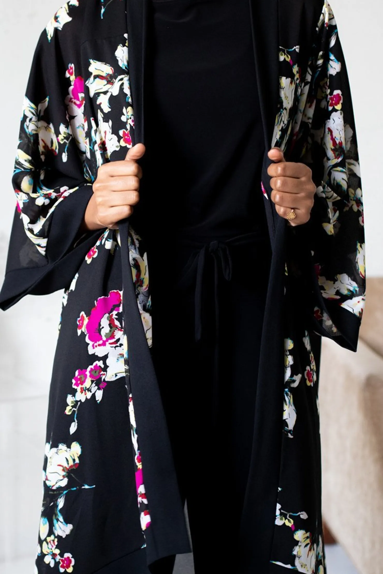 Sympli Sweaters & Cardigans>Whisper Long Kimono BlackFloral