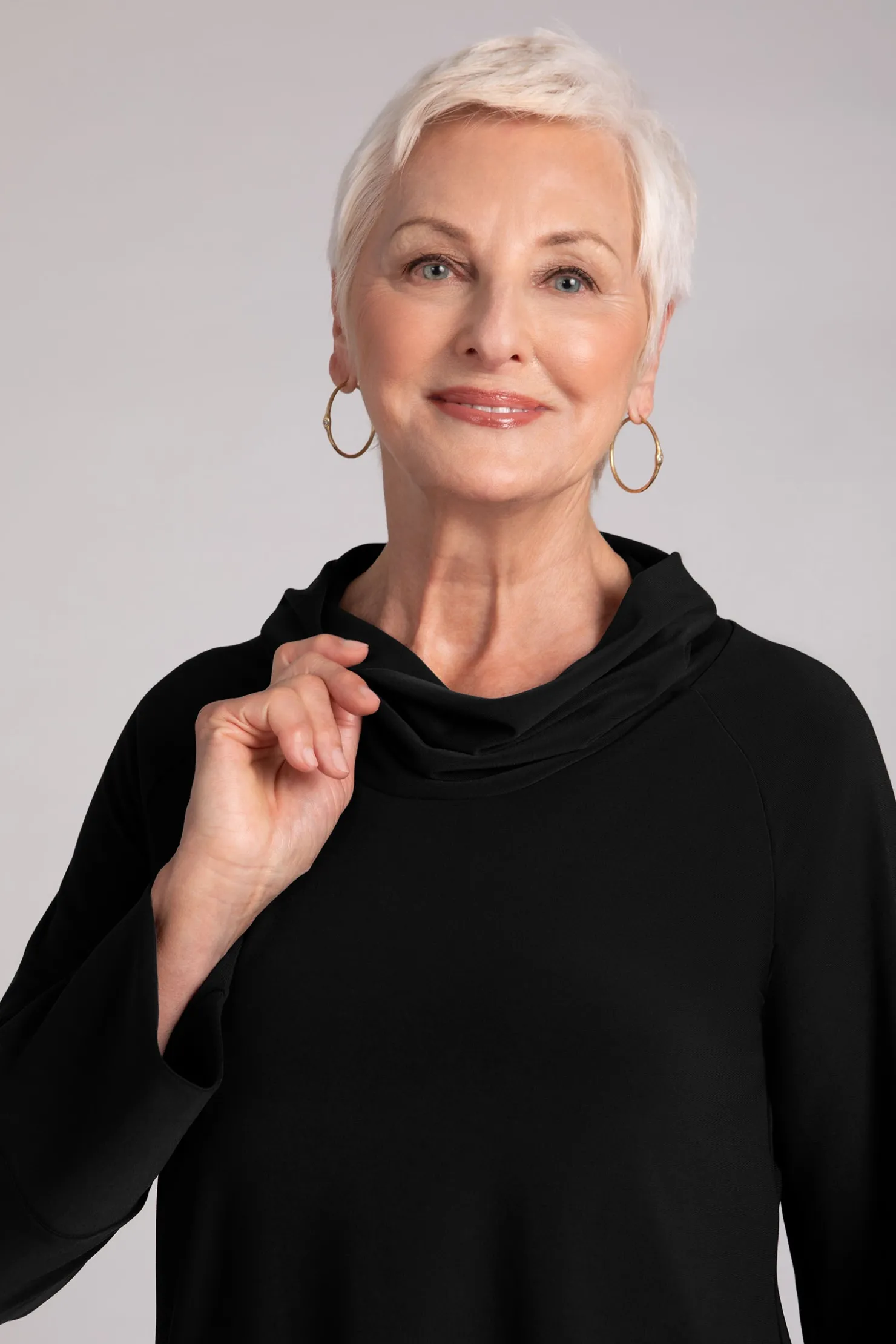 Sympli Tops>Wide Cuff Raglan Sleeve Top Black